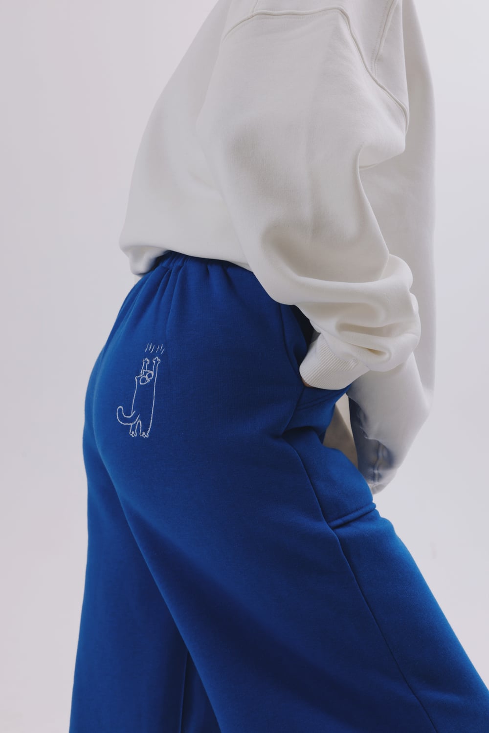 Falling Cat Sweatpant
